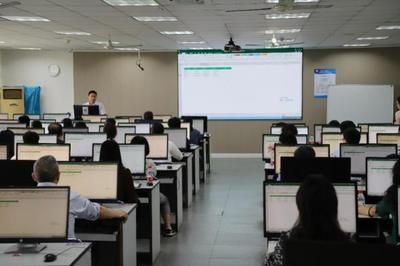 江財新聞 我校開展Office辦公軟件培訓(xùn)活動，助力提升計算機(jī)軟件數(shù)據(jù)處理服務(wù)能力